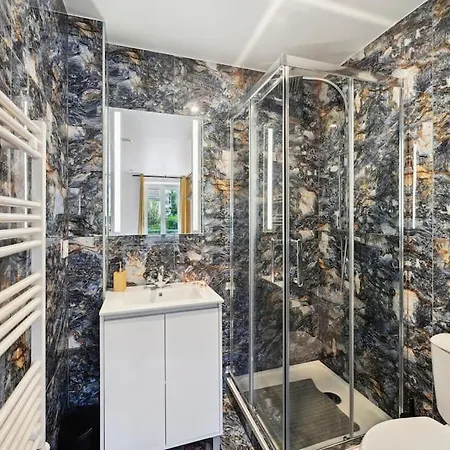 - La Creation D'adam Avec Jacuzzi Apartment Corbeil-Essonnes